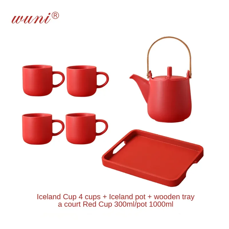 4 cups  kettle  tray