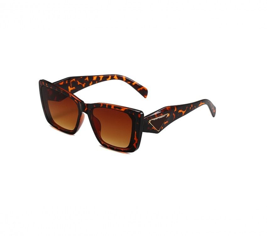 Leopard print frame double tawny lens