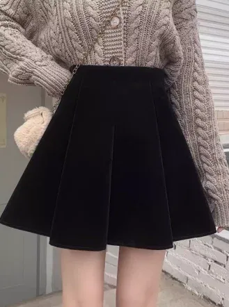 Black skirt