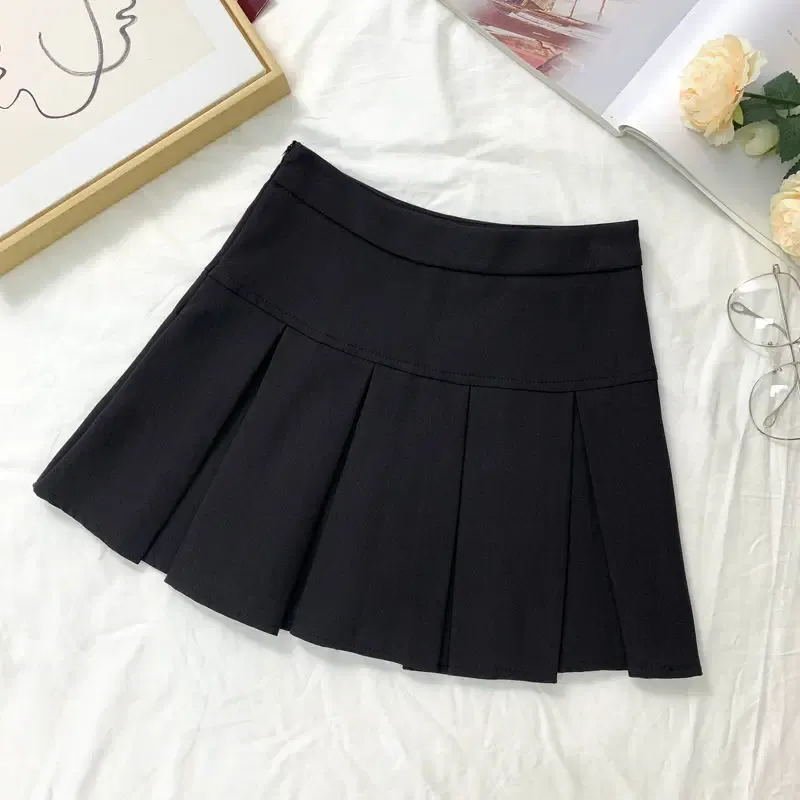 Black with lining