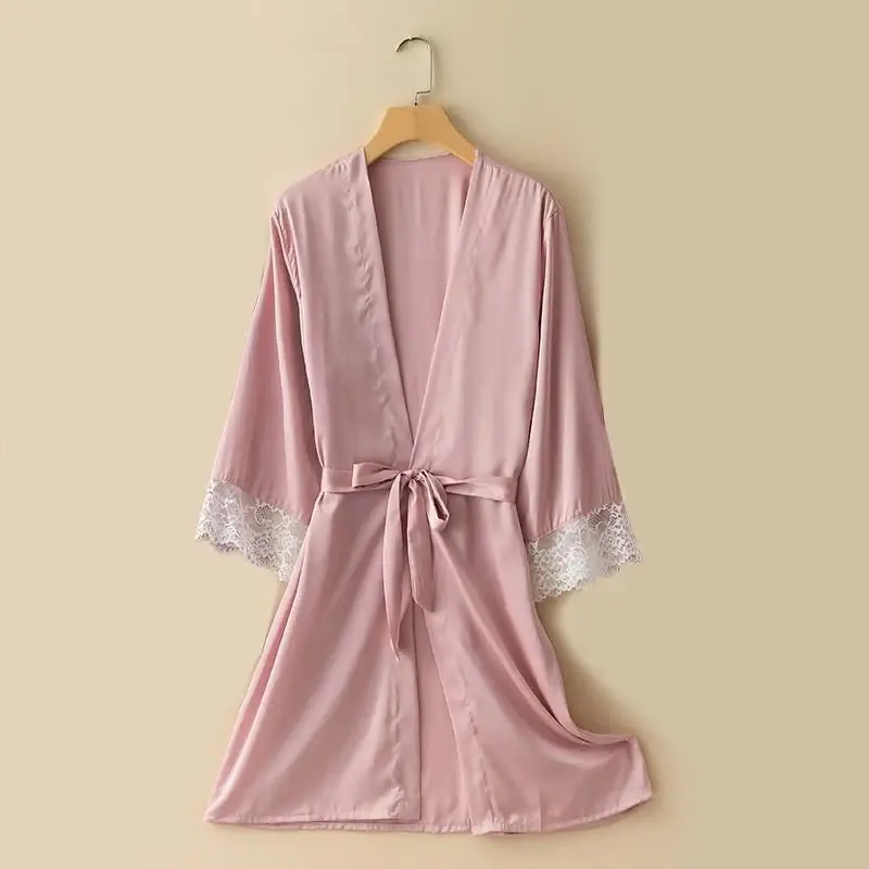 Pink-Robe