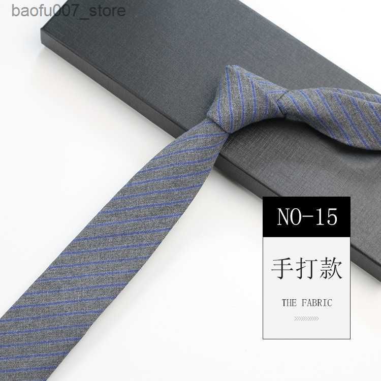 NO-15 Cravate à la main à rayures bleues grises