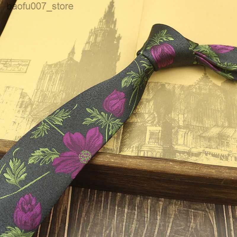 12 cravate de fleurs violet