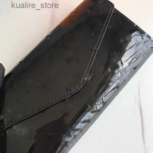 Black Patent Leather-Size: 19