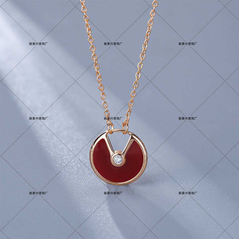Ожерелье-амулет Красный Агат-Розовое Золото