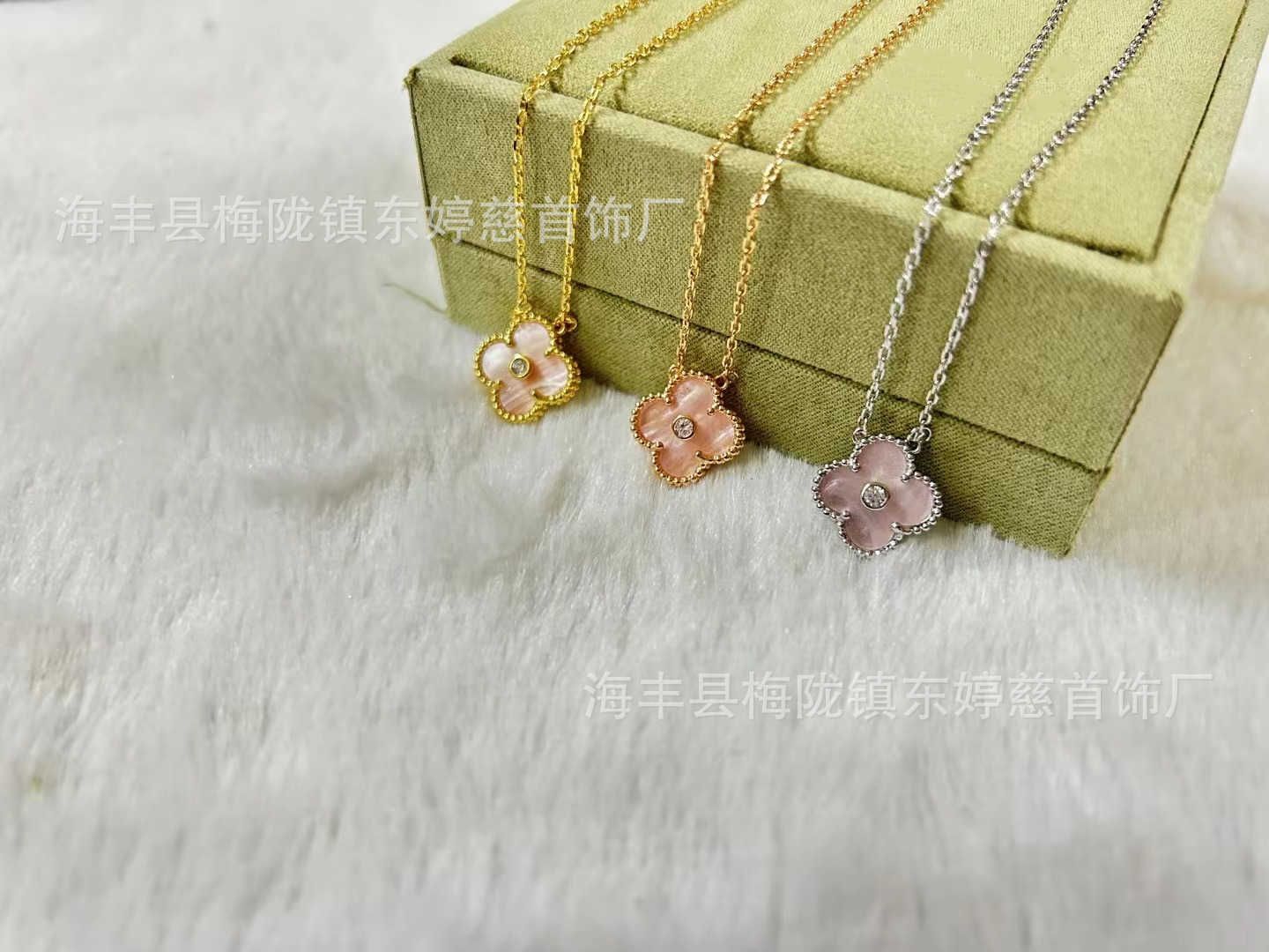 Fenbei con diamante-oro rosa