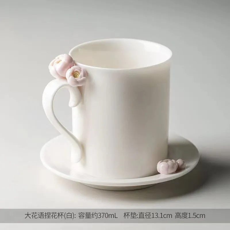 White cup saucer