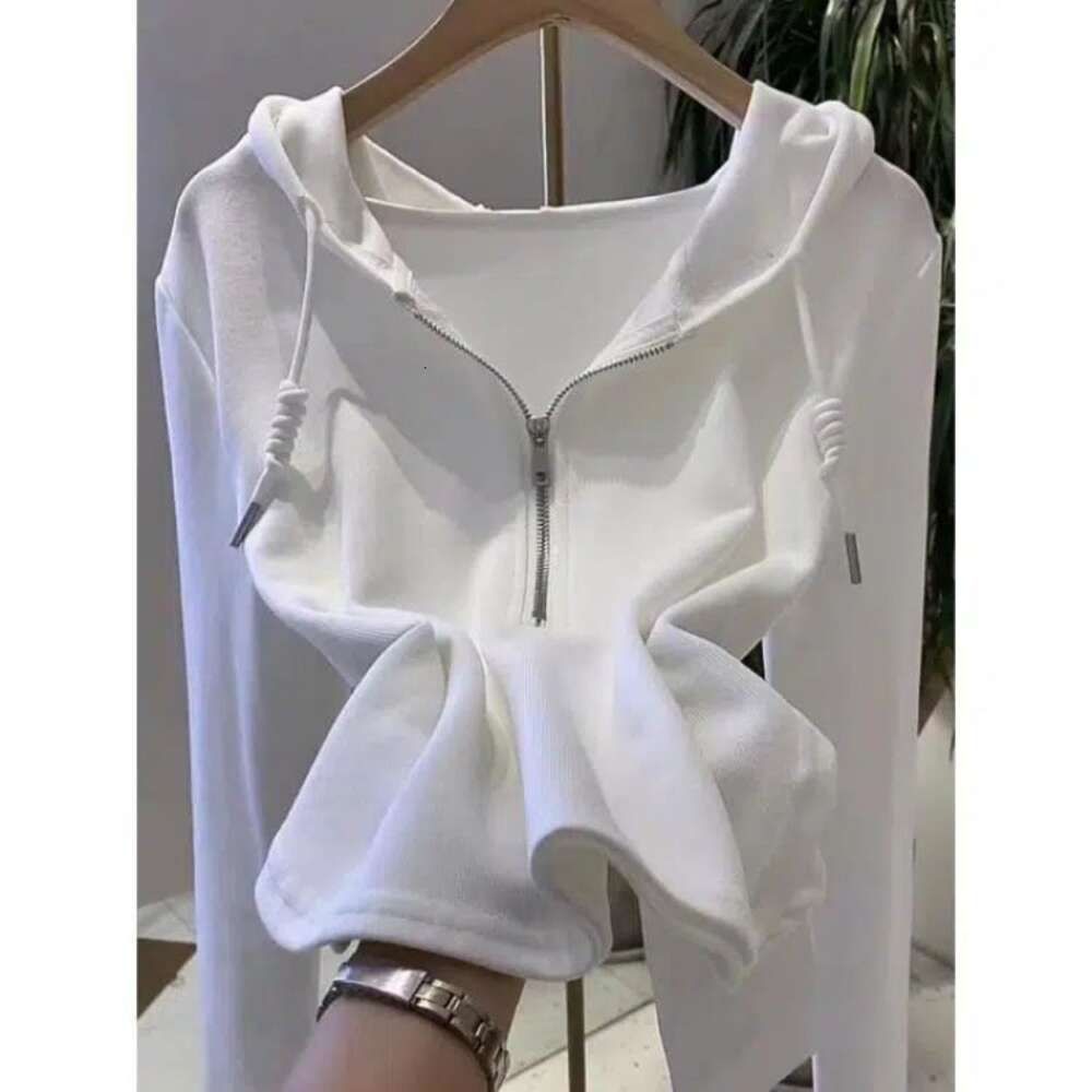 White/Long sleeved [Cotton/Non pilling/
