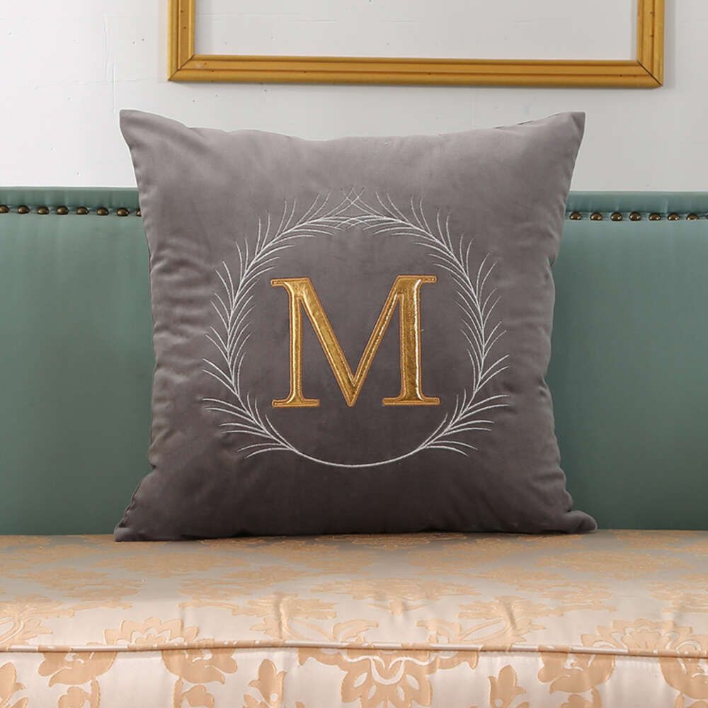 Gouden M-Molten Gray-45x45cm Pillow Co