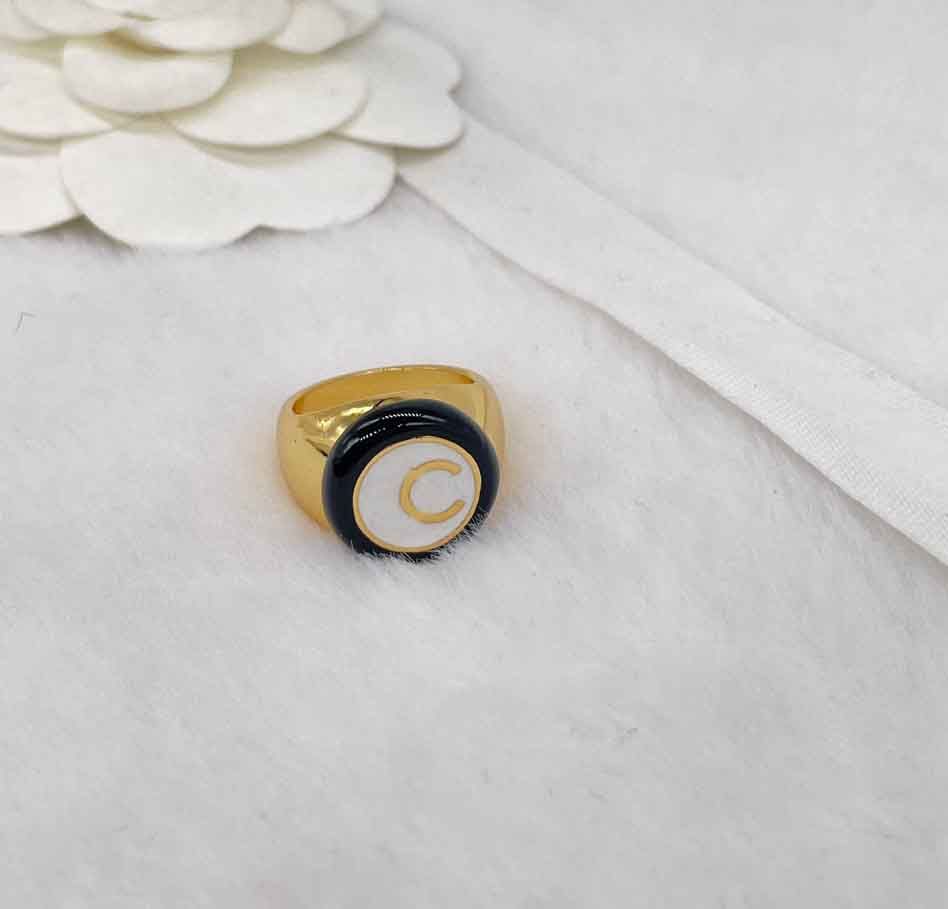 001 Bague + boîte