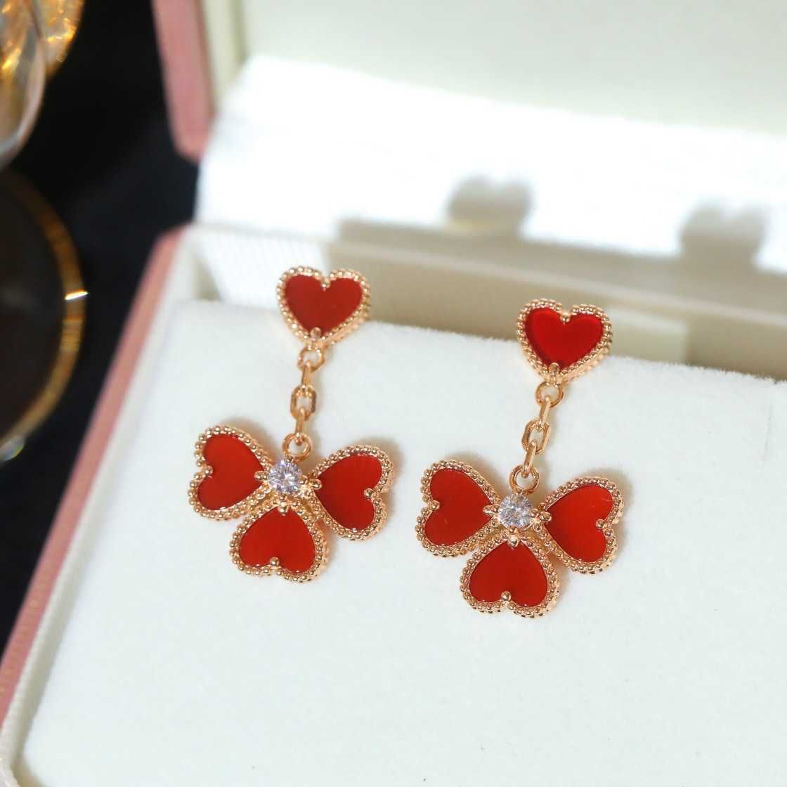 Four Love Red Jade Marrow Earrings (ro