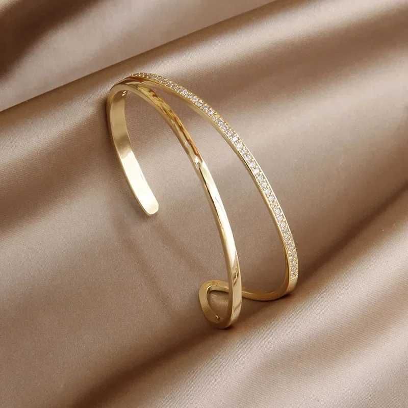 Y0402 Gold