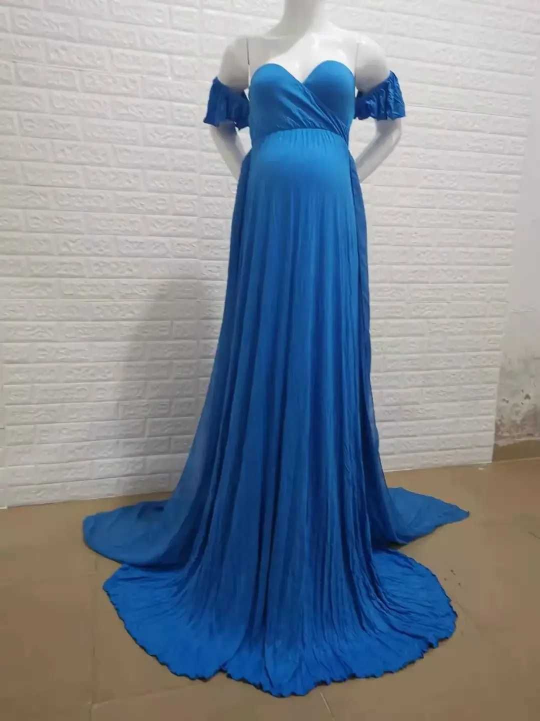 1x Blue Dress