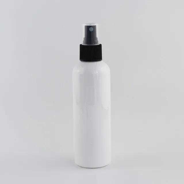 Bottiglia di plastica bianca da 200 ml nera
