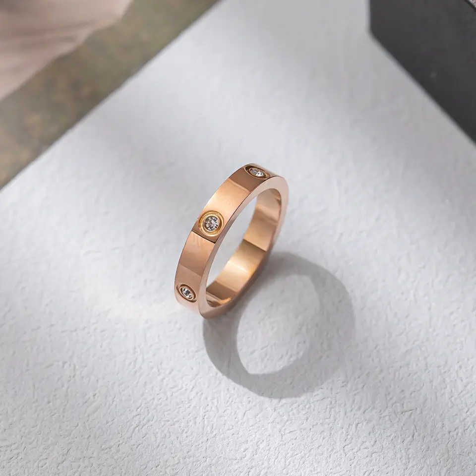 Rose Gold Full Diamond x 4mm