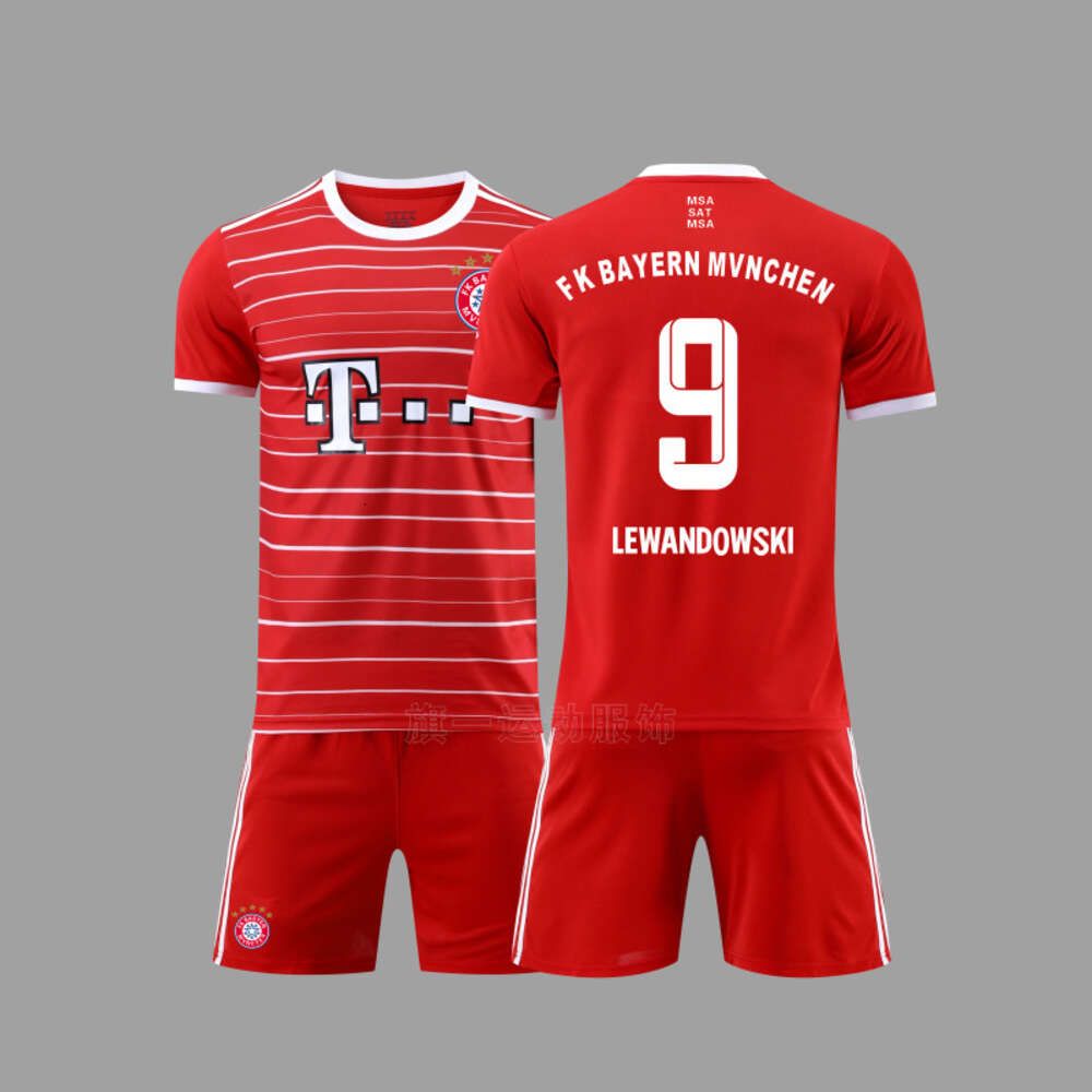 23 Home 9 Lewandowski