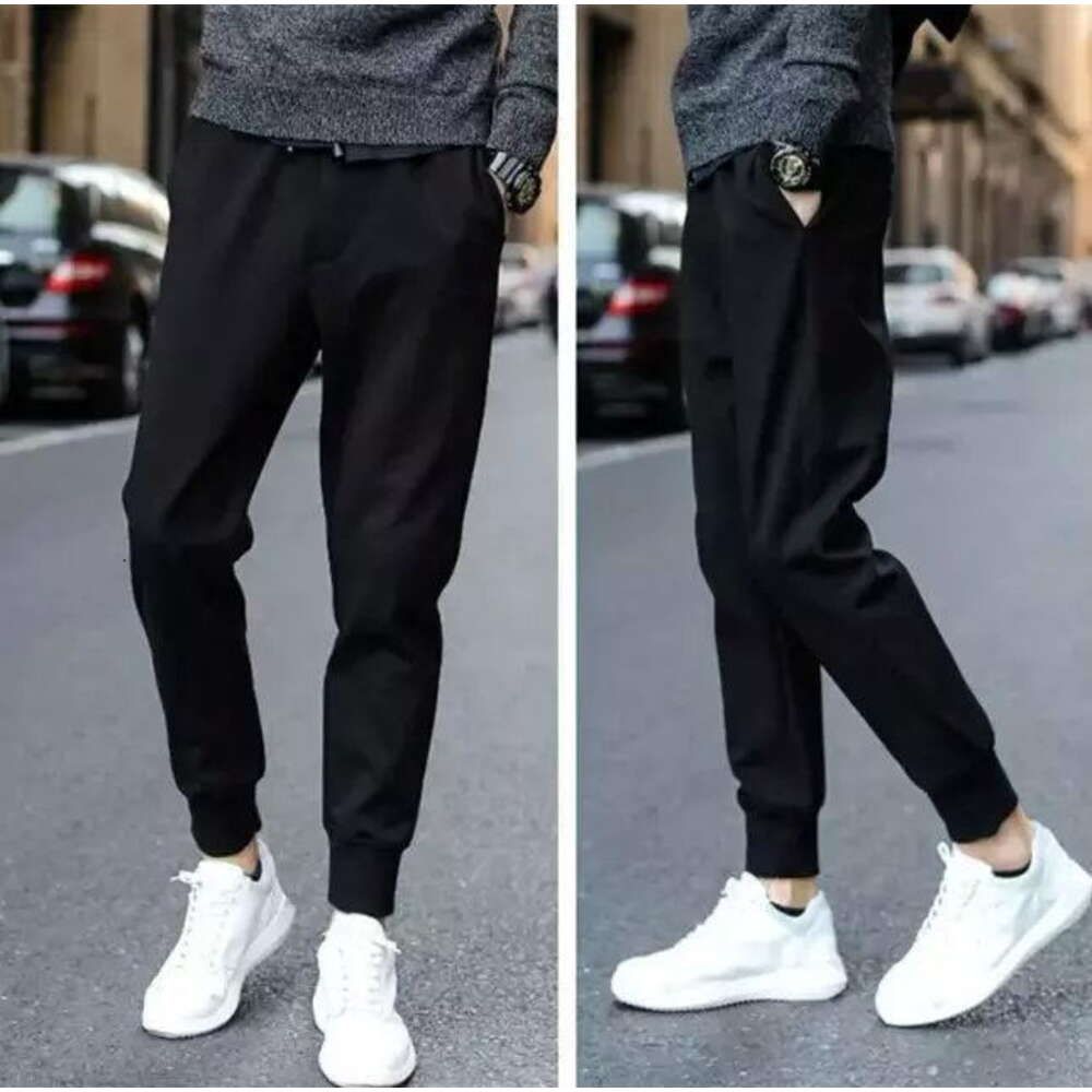 Pure black cropped pants