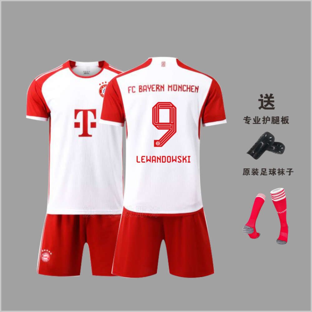 24 Home 9 Lewandowski Comes with Sock