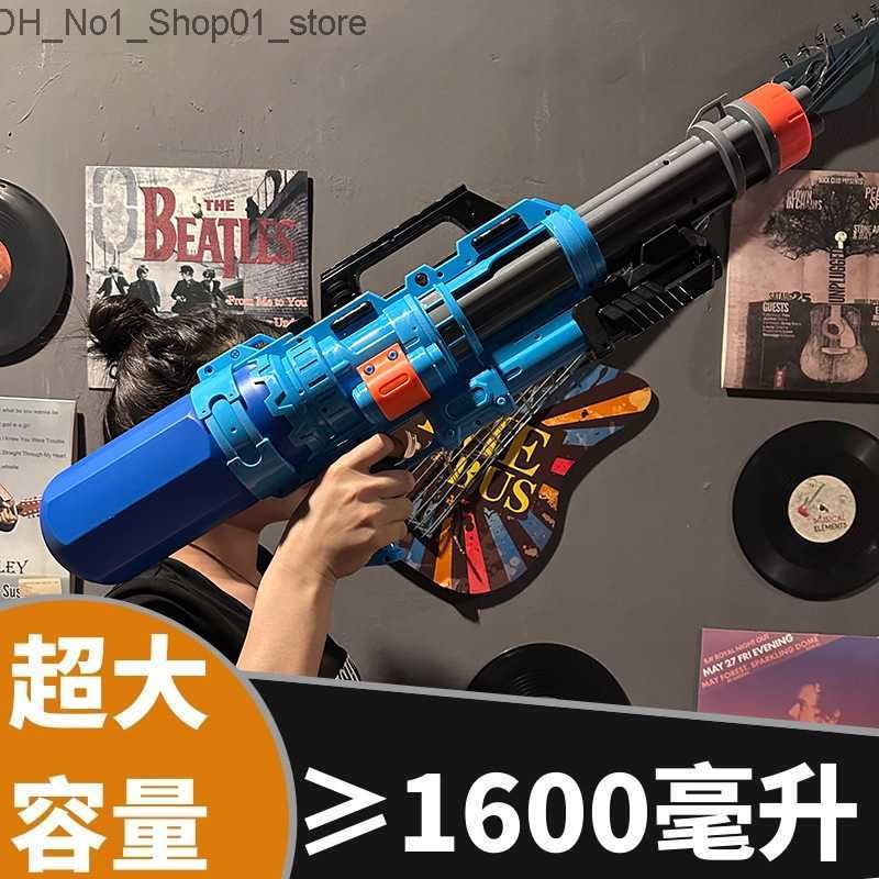 Grande pistola de água azul gatling 1600ml68