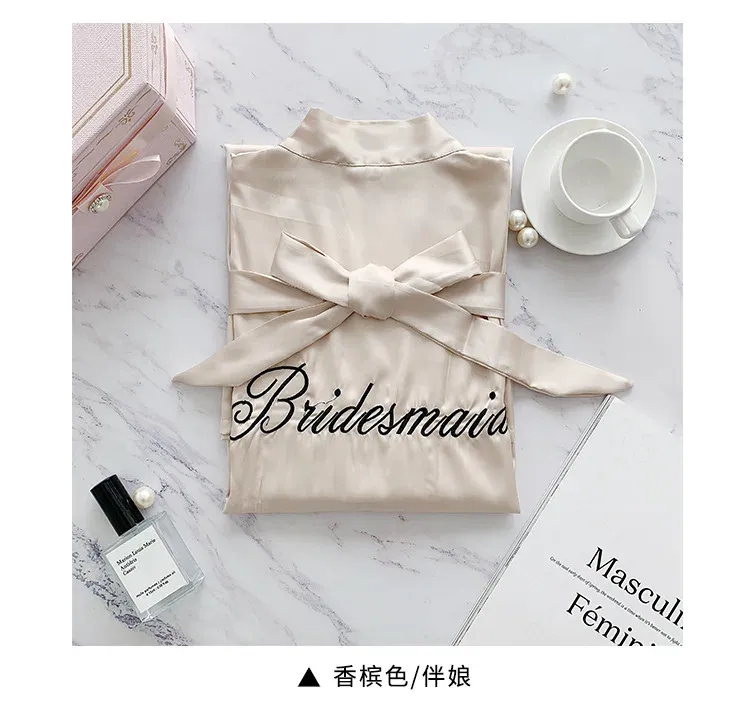 Bridesmaid-Champagne