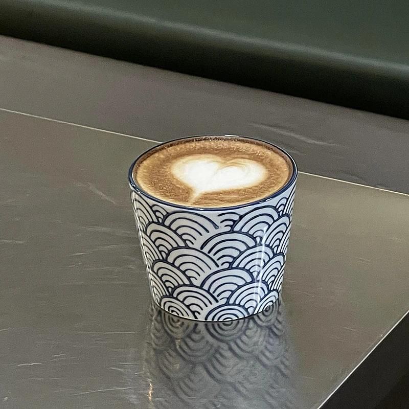 Wave pattern Cup