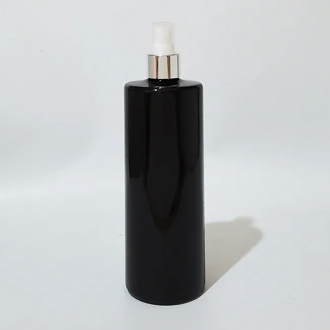 500 мл пластиковая черная бутылка серебристого цвета