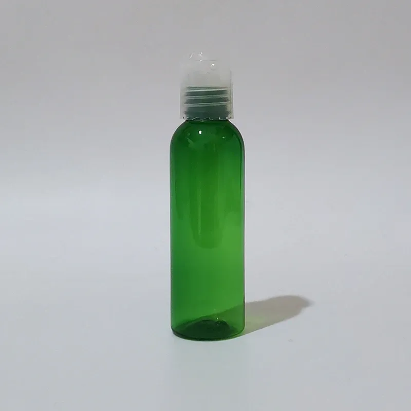 Bouteille verte en plastique de 60 ml transparent