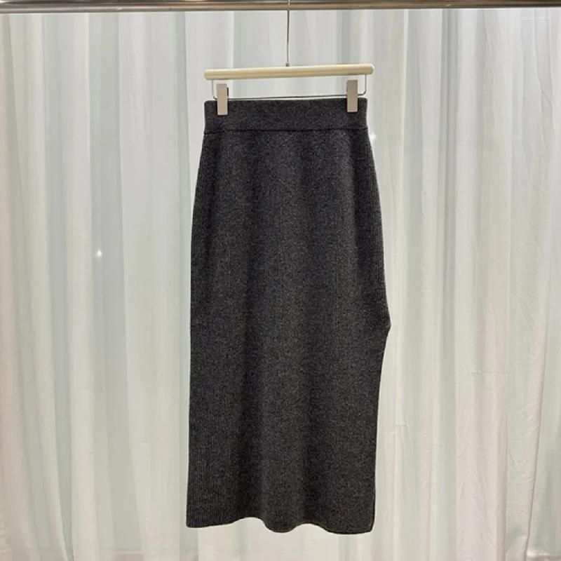 Grey skirt