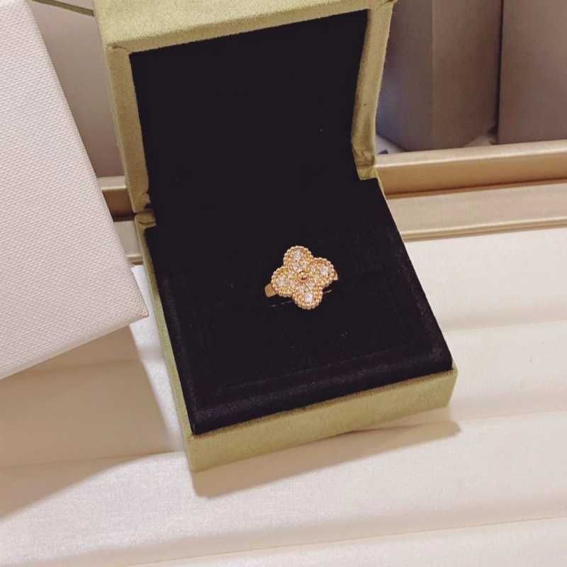 Clover Full Diamond Rose Gold Pierścień