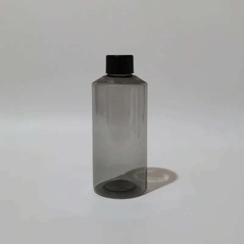 200 ml Plastikflasche grau schwarz