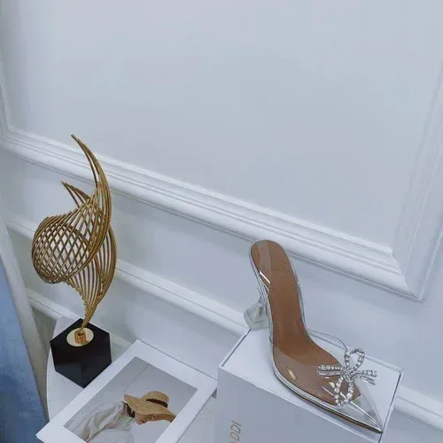 9.5cm heels