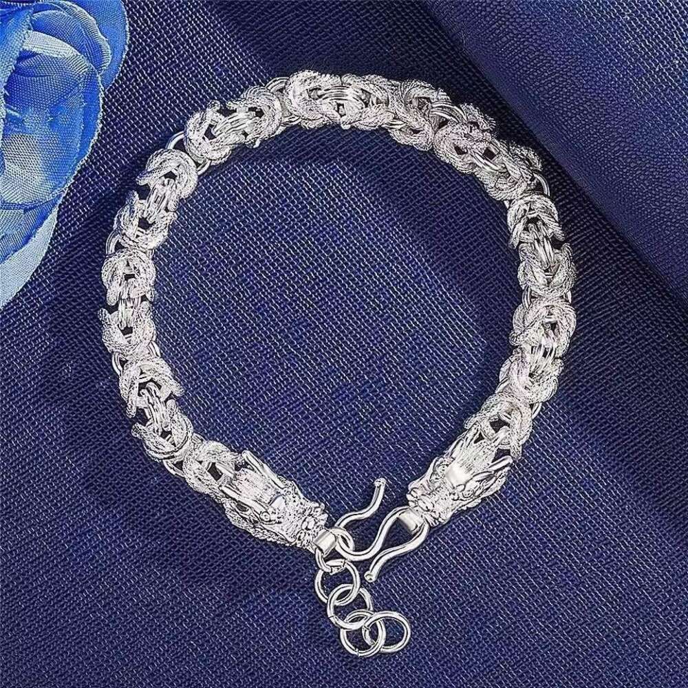 Bracelet de dragon plaqué en argent