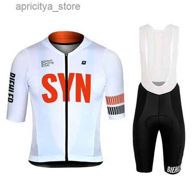 Cycling Set 18