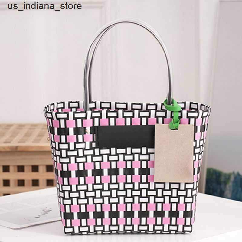 Watanabe Pink Horizontal Pattern 