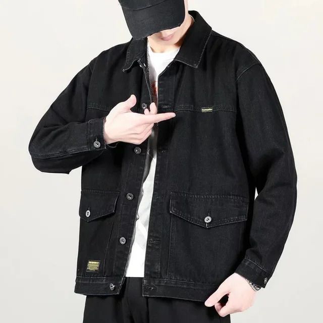 848 Schwarze Jacke