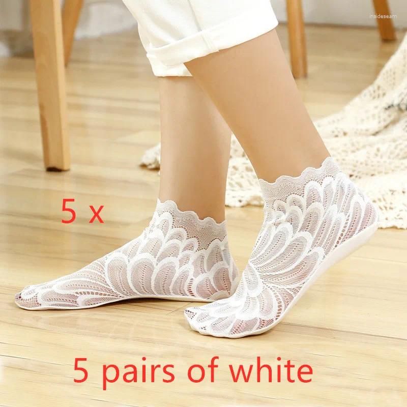 5 pairs of white