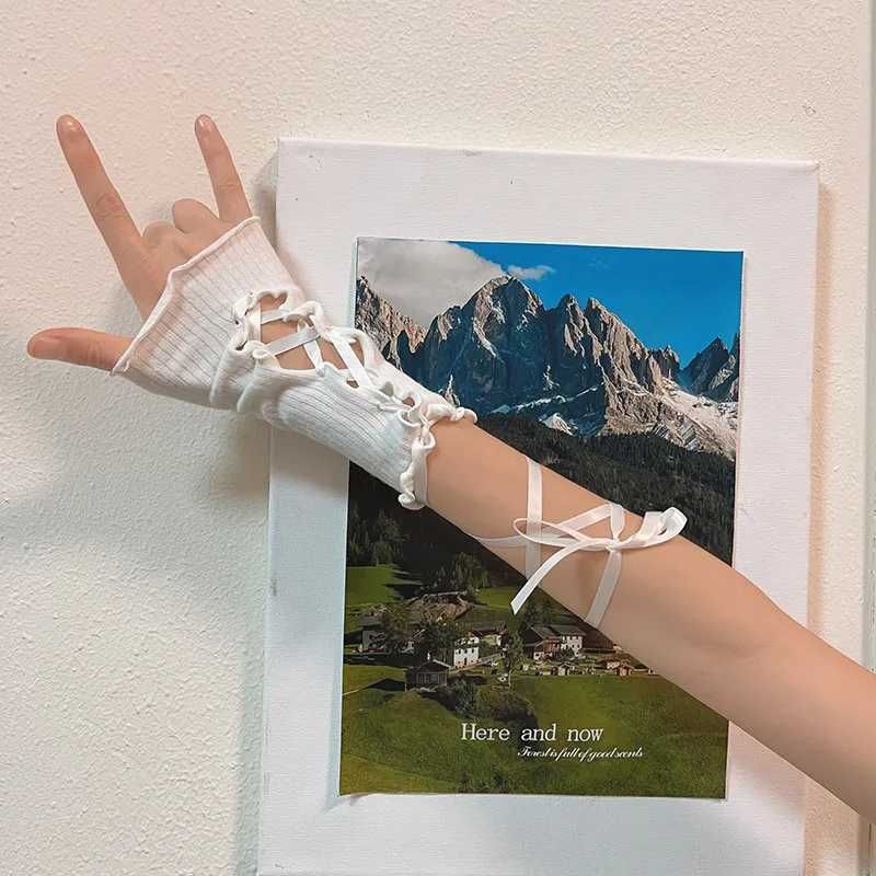 Whitegloves