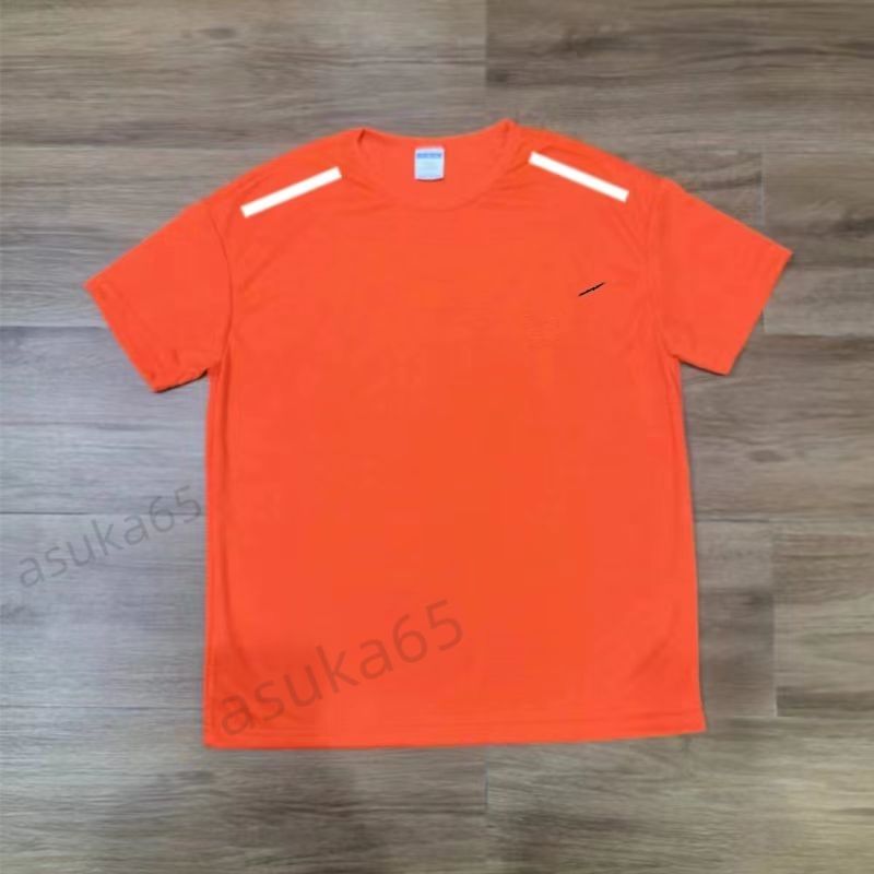 Orange t-shirt