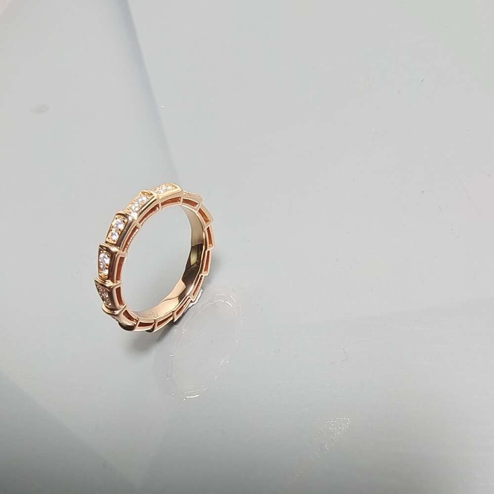 Rose Gold Narrow Cut Full Diamond