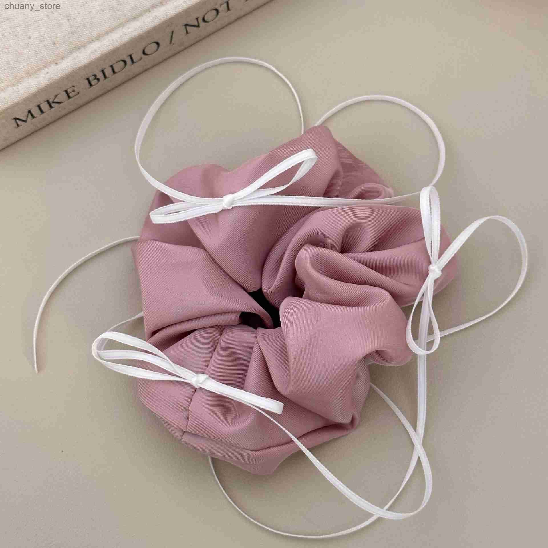 rose Scrunchie