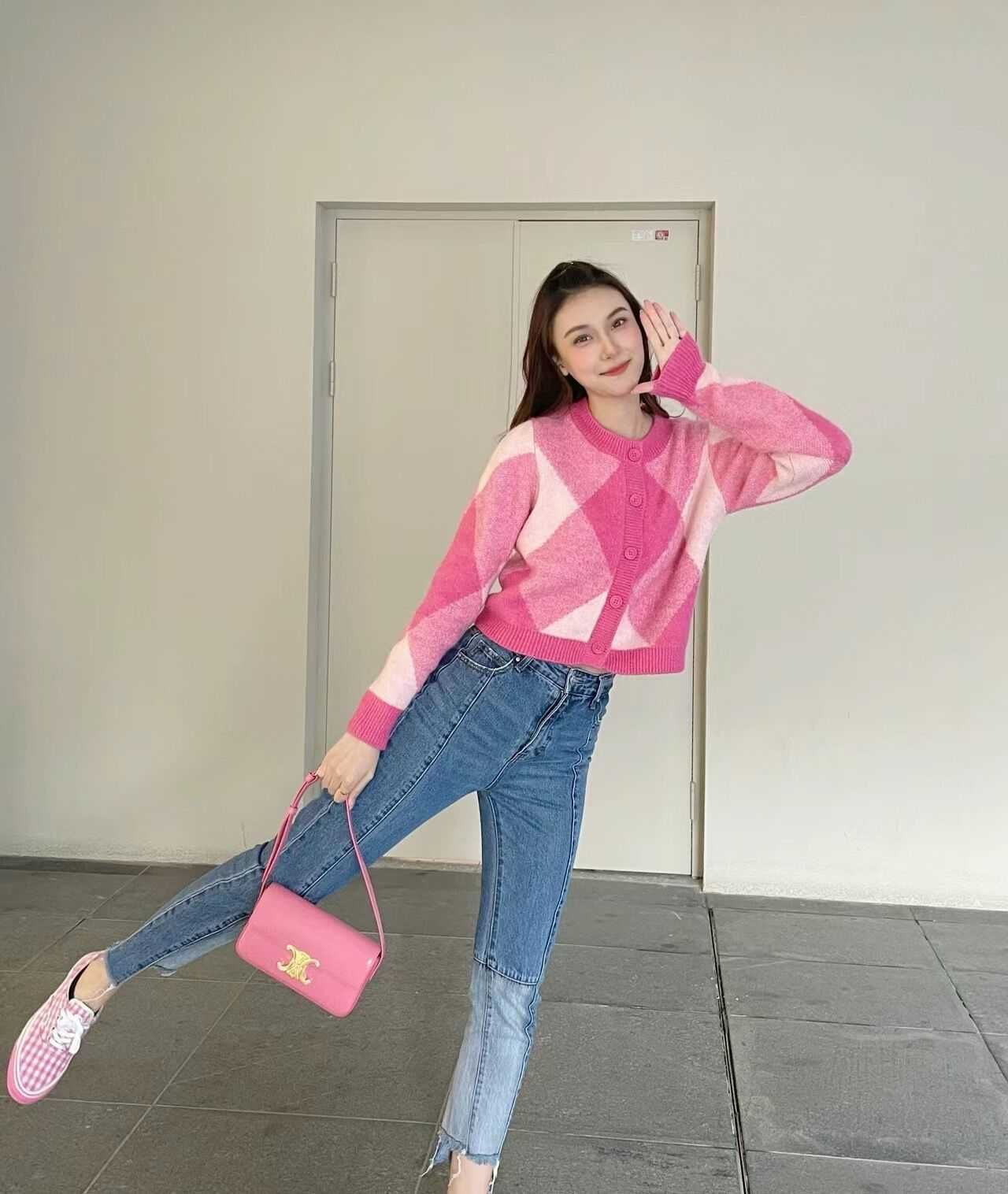 Flamingo Pink Underarm 2 Belt Style