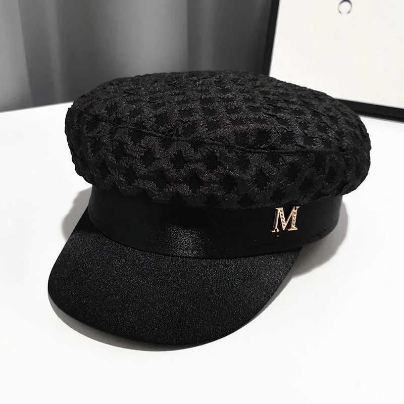 A Women Navy Hat