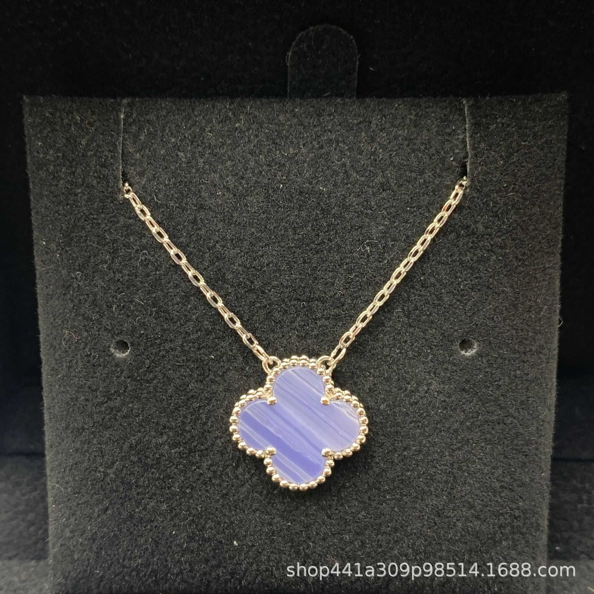 Purple Chalcedony (platinum)