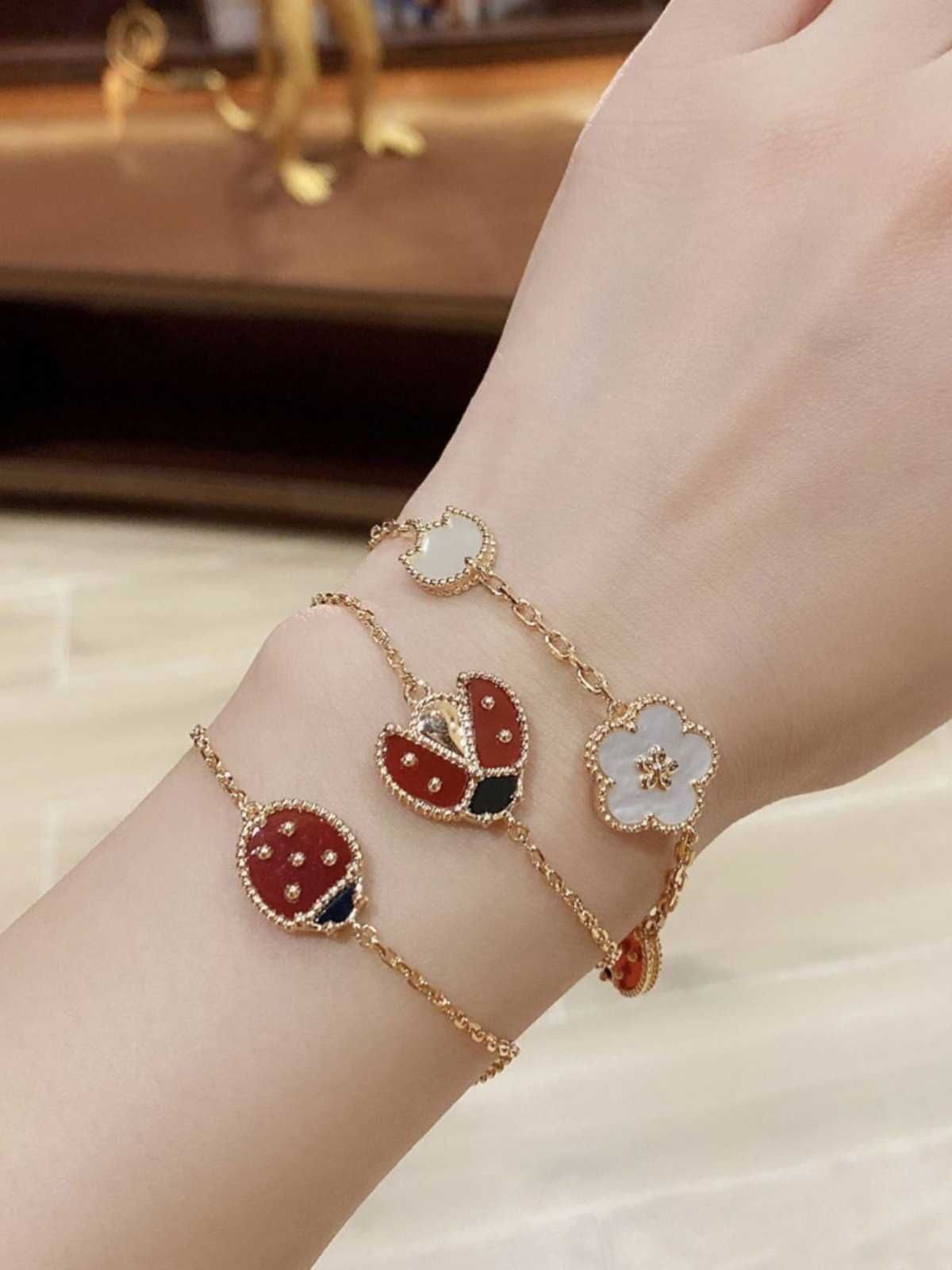 Rose Gold Ladybug Five Flower Bracelet