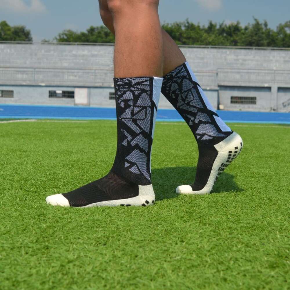 Camouflage black mid length elite socks