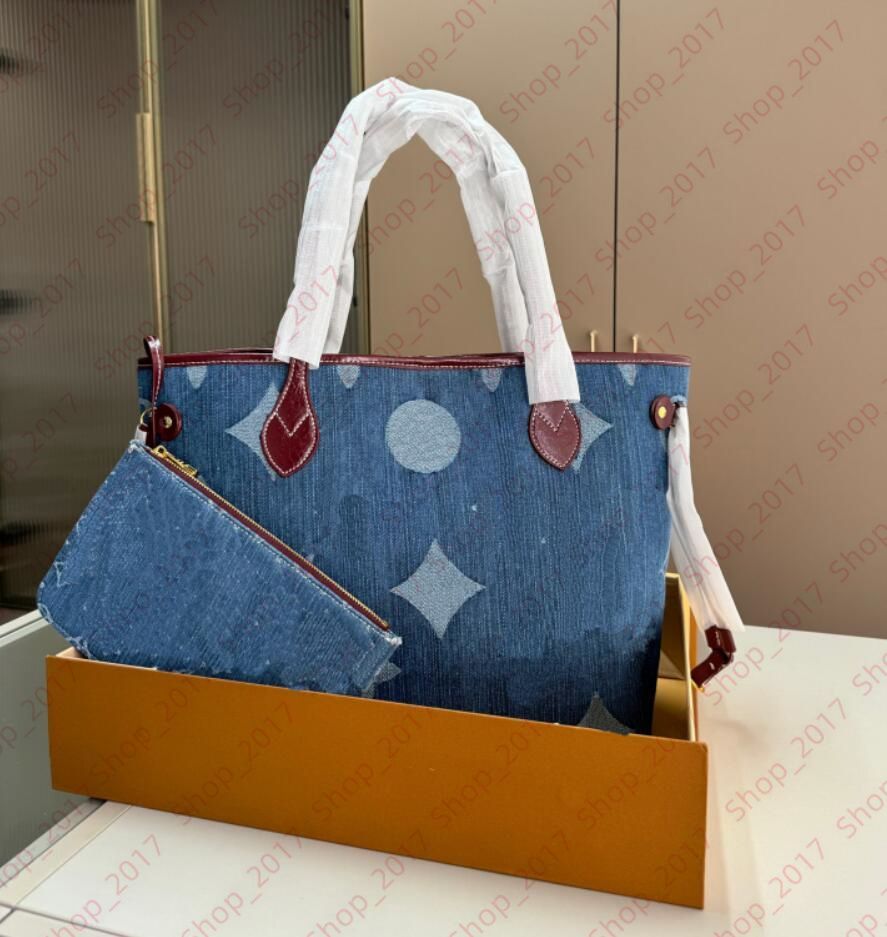 L4 Size : 32*16*28cm