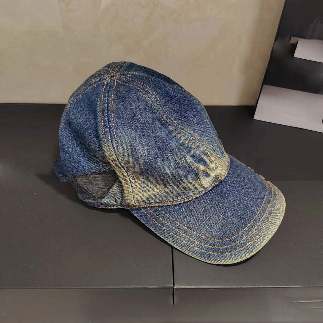 Casquette de boule bleue