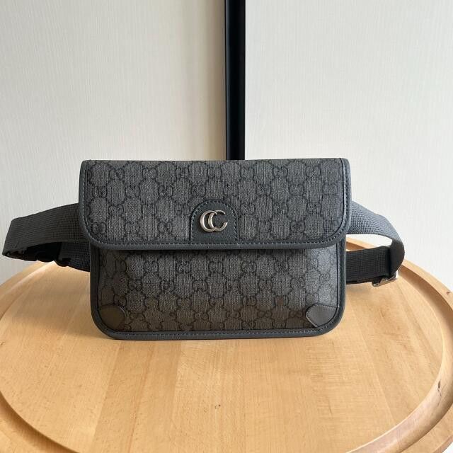 G752597 black