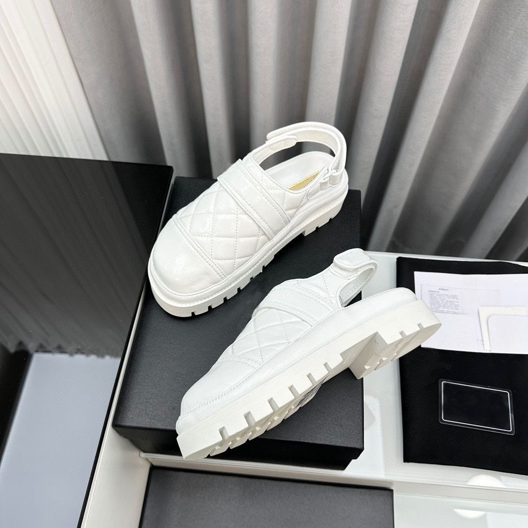 【Baotou shoes】White