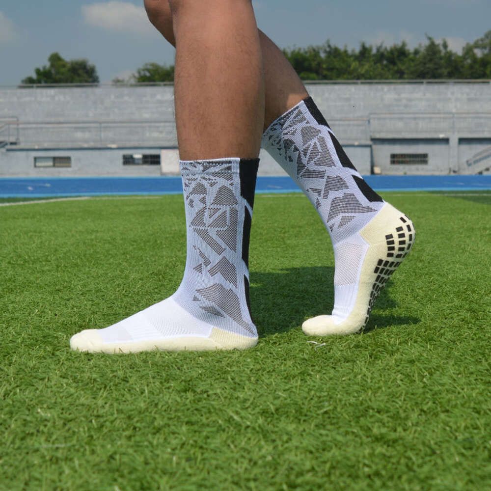 Camouflage white mid length elite socks
